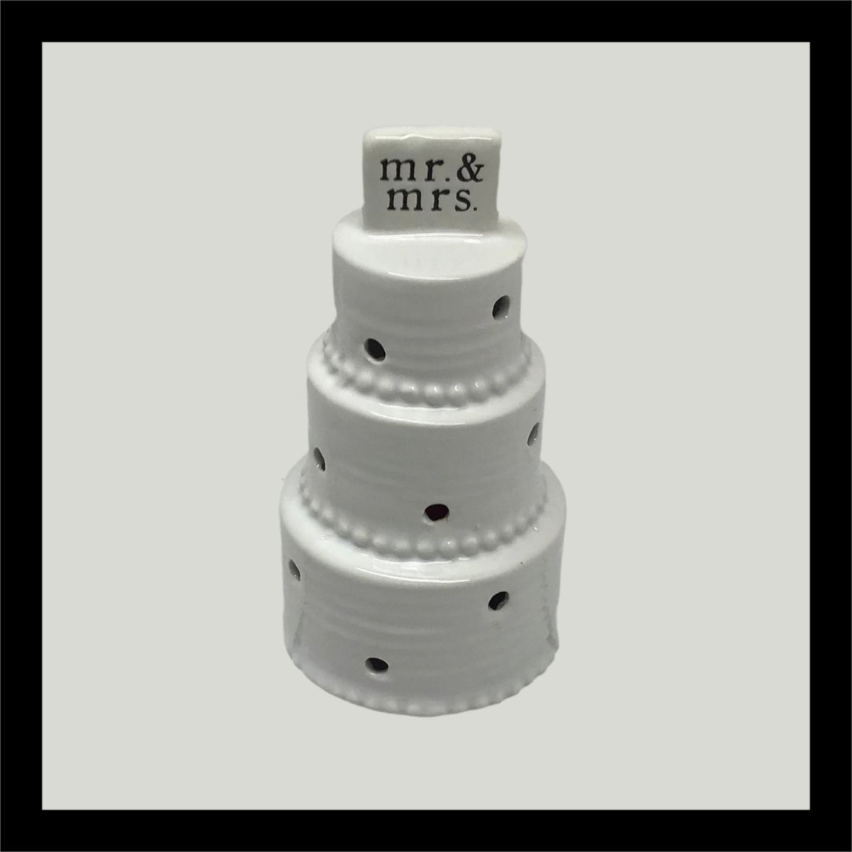 Wedding Cake LED Sitter with "Here Comes the Bride" Melody